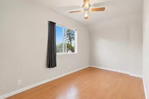 325 E St John St, San Jose, CA 95112 - Photo 11