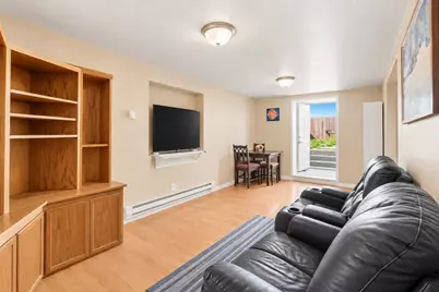 325 E Saint John St, San Jose, CA 95112 - Photo 17