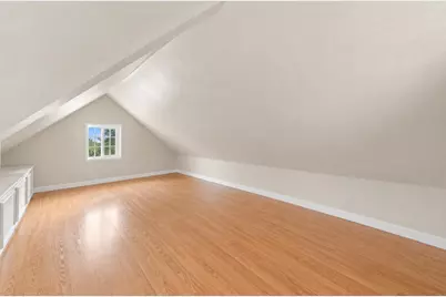 325 E Saint John St, San Jose, CA 95112 - Photo 13