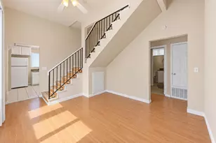 325 E St John St, San Jose, CA 95112 - Photo 7