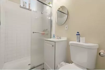 1090 S 7th St, San Jose, CA 95112 - Photo 15