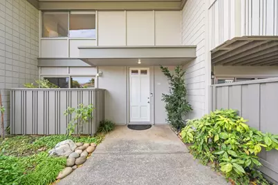 30 Los Altos Sq, Los Altos, CA 94022 - Photo 5