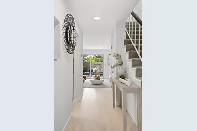 30 Los Altos Sq, Los Altos, CA 94022 - Photo 7