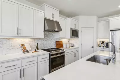 1559 Zephyr Pl, Gilroy, CA 95020 - Photo 11