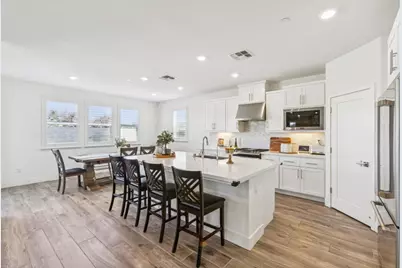 1559 Zephyr Pl, Gilroy, CA 95020 - Photo 9