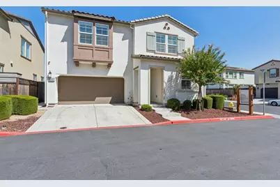 1559 Zephyr Pl, Gilroy, CA 95020 - Photo 3