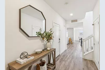 1559 Zephyr Pl, Gilroy, CA 95020 - Photo 5