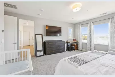 1559 Zephyr Pl, Gilroy, CA 95020 - Photo 35