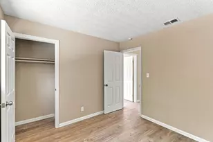 4716 Stonehurst Way, Sacramento, CA 95842 - Photo 27