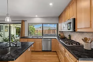 21446 Holly Oak Dr, Cupertino, CA 95014 - Photo 23