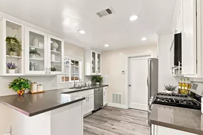 14815 Los Gatos-Almaden Rd, San Jose, CA 95124 - Photo 17