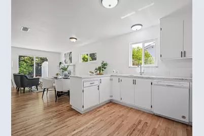 4868 Kingston Way, San Jose, CA 95130 - Photo 17