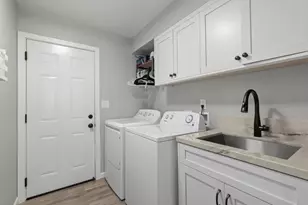 6611 Whitbourne Dr, San Jose, CA 95120 - Photo 21