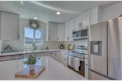 370 Amador Ave, Seaside, CA 93955 - Photo 17