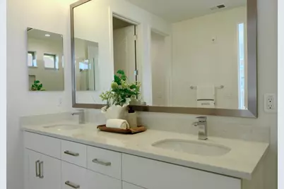 1010 San Pierre Way, Mountain View, CA 94043 - Photo 15