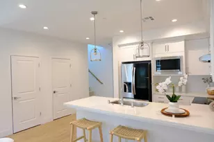 1010 San Pierre Way, Mountain View, CA 94043 - Photo 5