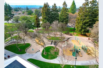1010 San Pierre Way, Mountain View, CA 94043 - Photo 27