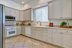 898 Revelation Pl, Milpitas, CA 95035 - Photo 5