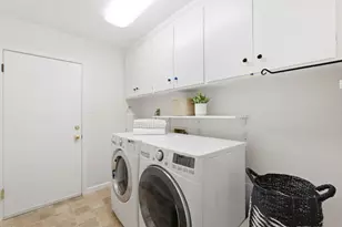 2720 Debbie Ct, San Carlos, CA 94070 - Photo 11