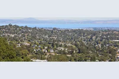 2728 Wakefield Dr, Belmont, CA 94002 - Photo 29