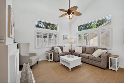 6416 Laguna Mirage Ln, Elk Grove, CA 95758 - Photo 9