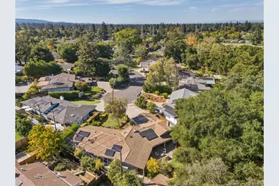 2068 Cynthia Way, Los Altos, CA 94024 - Photo 53