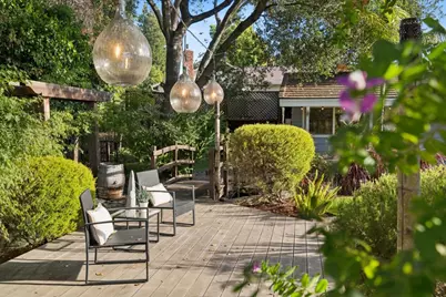 2068 Cynthia Way, Los Altos, CA 94024 - Photo 41
