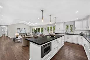 2705 Ramos Ct, Mountain View, CA 94040 - Photo 17