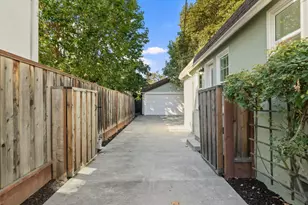 326 Hudson St, Redwood City, CA 94062 - Photo 39