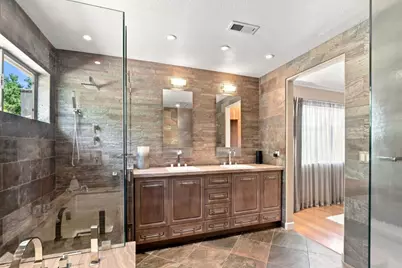 1044 Woodvale Ct, San Jose, CA 95116 - Photo 37