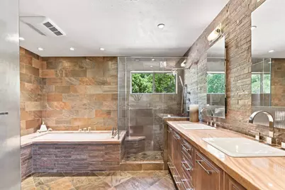 1044 Woodvale Ct, San Jose, CA 95116 - Photo 35