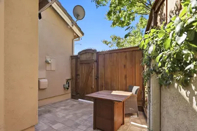 1044 Woodvale Ct, San Jose, CA 95116 - Photo 57