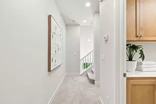 3728 Feather Ln, Palo Alto, CA 94303 - Photo 27