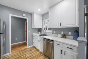 2700 Rollingwood Dr, San Bruno, CA 94066 - Photo 13