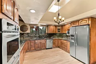 400 Donald Dr, Hollister, CA 95023 - Photo 11