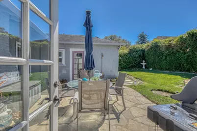 870 Doud St, Monterey, CA 93940 - Photo 33