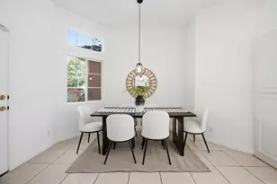 2112 Vizcaya Way, Campbell, CA 95008 - Photo 17