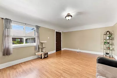 106 N 31st St, San Jose, CA 95116 - Photo 3