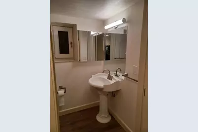 1365 Vine St, San Jose, CA 95110 - Photo 11