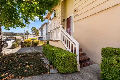 1152 Dulles Ct, Pacifica, CA 94044 - Photo 3