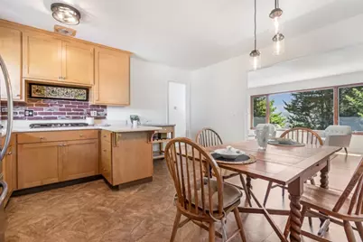 1152 Dulles Ct, Pacifica, CA 94044 - Photo 13