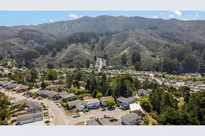 1152 Dulles Ct, Pacifica, CA 94044 - Photo 41