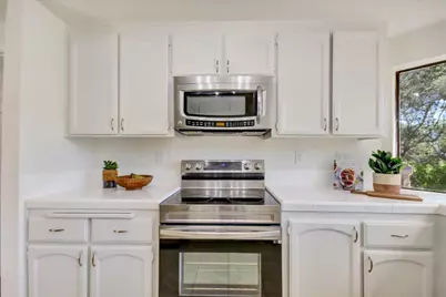1665 Toyon Ct, San Mateo, CA 94403 - Photo 15