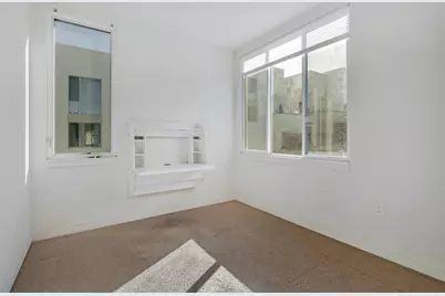 501 Hudson Ave 304, San Francisco, CA 94124 - Photo 17
