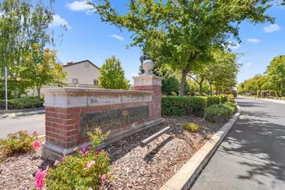 2905 Granite Park Ln, Elk Grove, CA 95758 - Photo 31