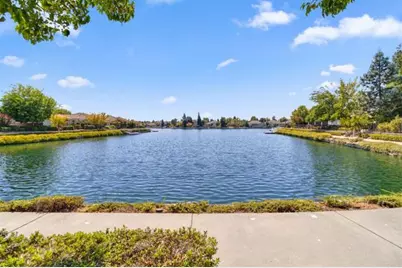 2905 Granite Park Ln, Elk Grove, CA 95758 - Photo 29