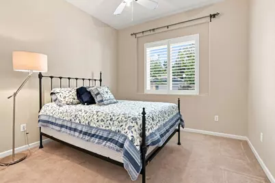 2905 Granite Park Ln, Elk Grove, CA 95758 - Photo 11