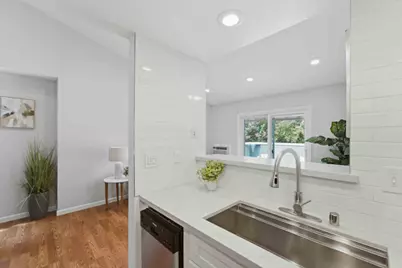 400 Shadow Run Dr, San Jose, CA 95110 - Photo 9