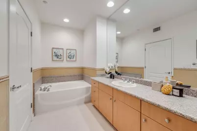 130 E San Fernando St 25, San Jose, CA 95112 - Photo 23