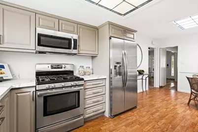 3059 Arguello Dr, Burlingame, CA 94010 - Photo 15
